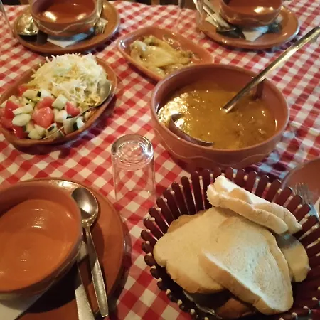 Etno Selo Srna Hotel *